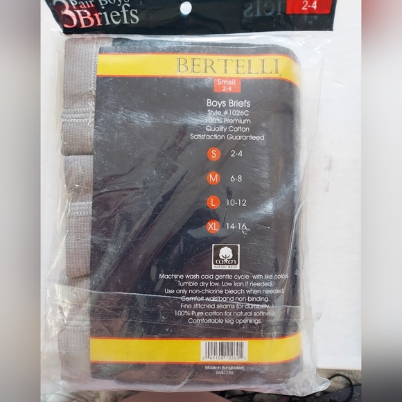 3/$30 BUNDLE 2 Boys Briefs NWT - Picture 2 of 3